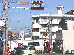 815系(豊肥本線水前寺駅付近)